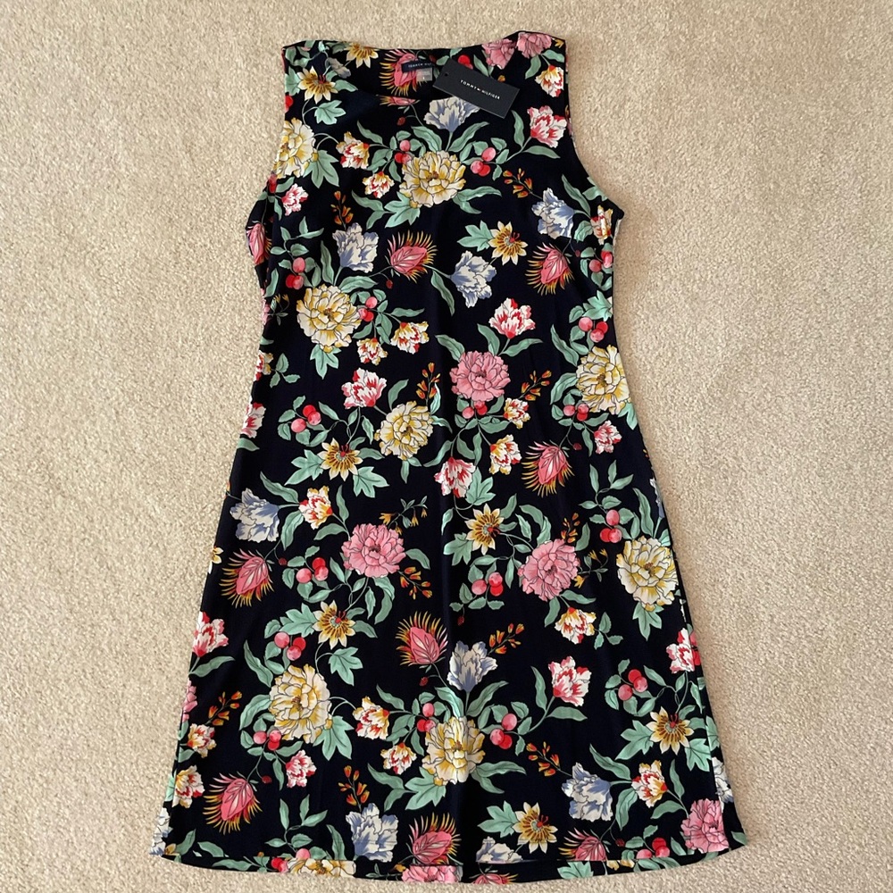 NWT Tommy Hilfiger Sleeveless Floral Dress, 8